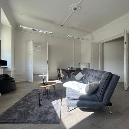 Simplex Apartments Am Ettlinger Tor Spacious คาร์ลสรูเฮอ ภายนอก รูปภาพ