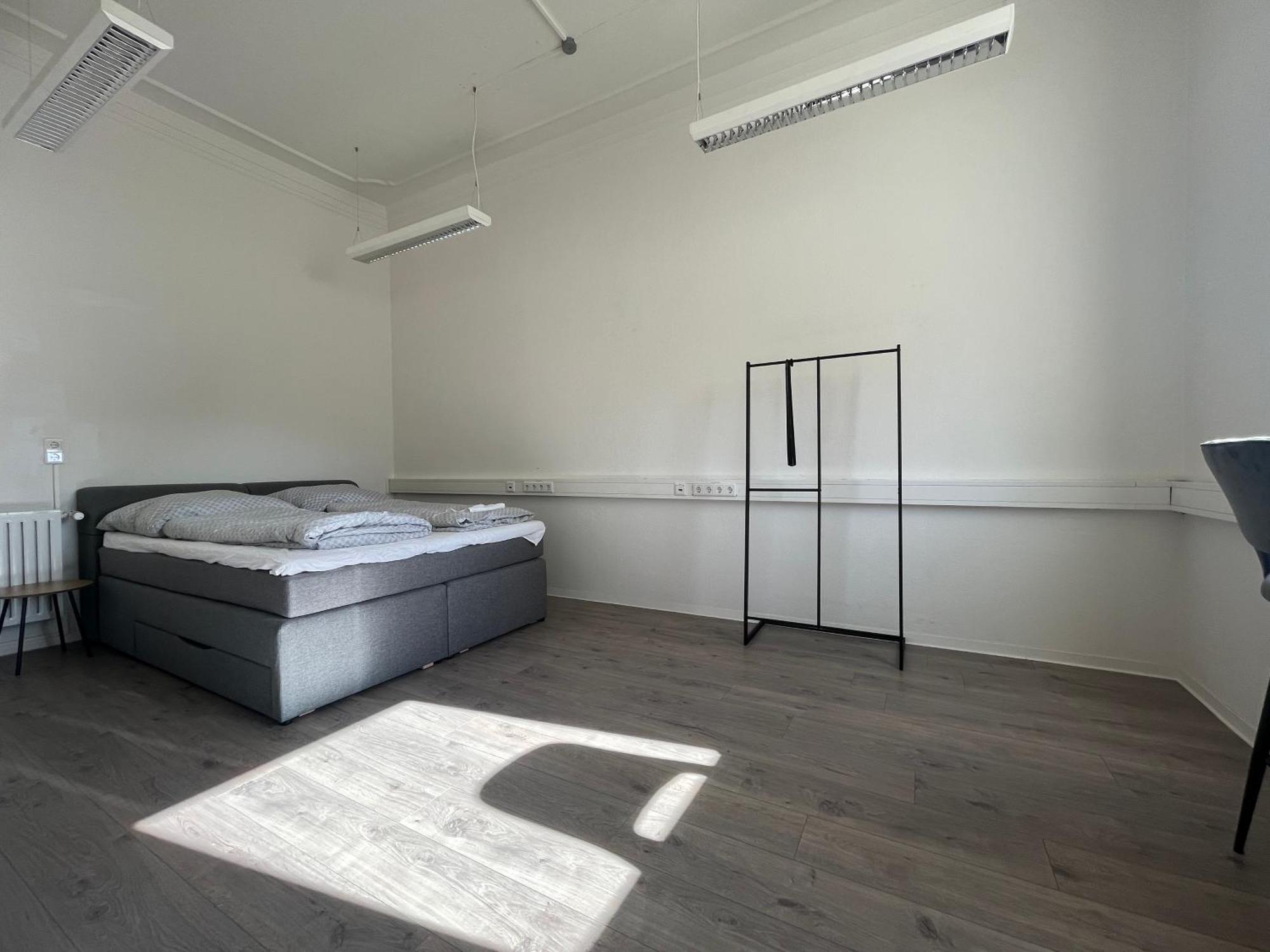 Simplex Apartments Am Ettlinger Tor Spacious คาร์ลสรูเฮอ ภายนอก รูปภาพ