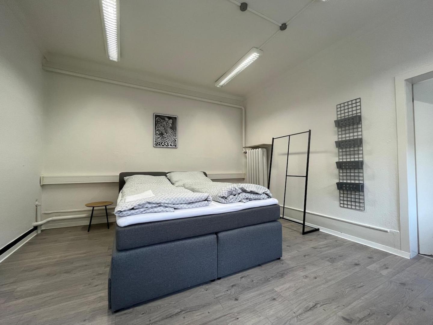 Simplex Apartments Am Ettlinger Tor Spacious คาร์ลสรูเฮอ ภายนอก รูปภาพ