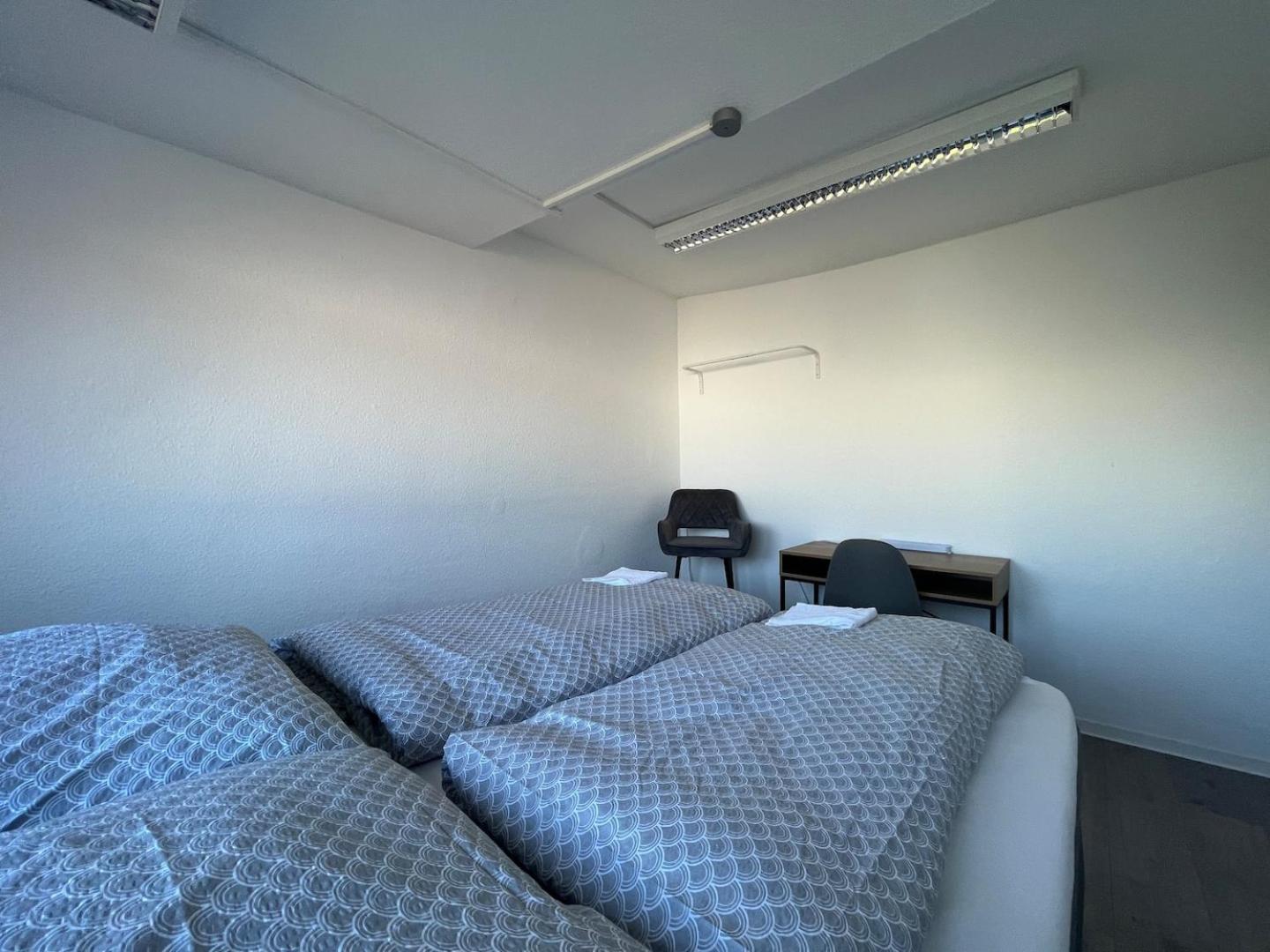 Simplex Apartments Am Ettlinger Tor Spacious คาร์ลสรูเฮอ ภายนอก รูปภาพ