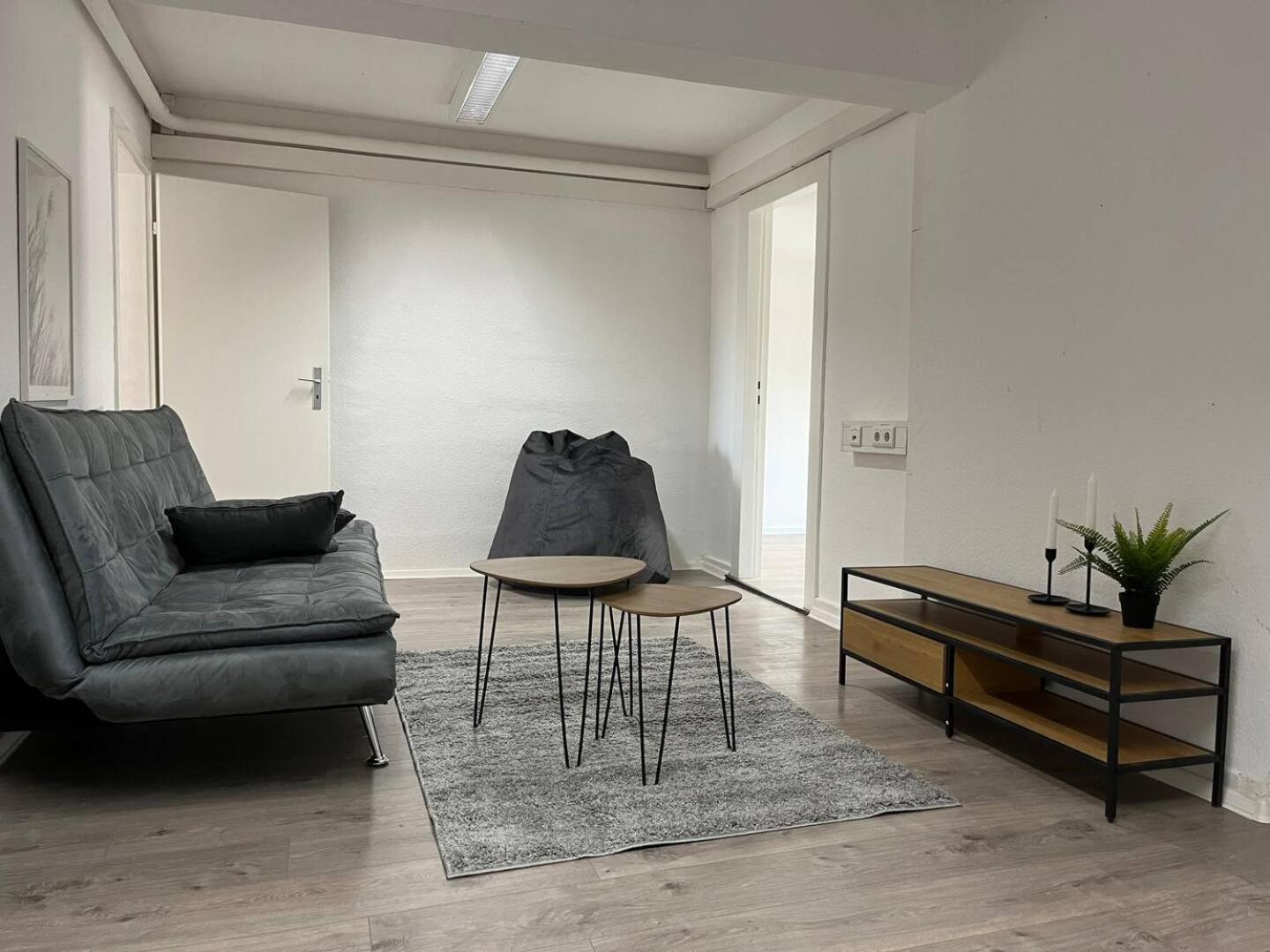 Simplex Apartments Am Ettlinger Tor Spacious คาร์ลสรูเฮอ ภายนอก รูปภาพ