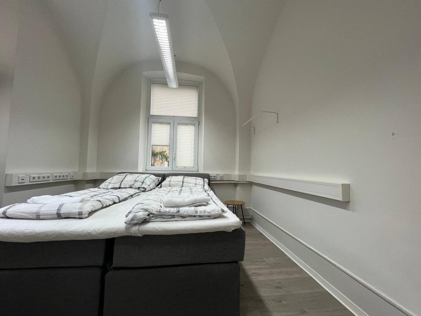 Simplex Apartments Am Ettlinger Tor Spacious คาร์ลสรูเฮอ ภายนอก รูปภาพ