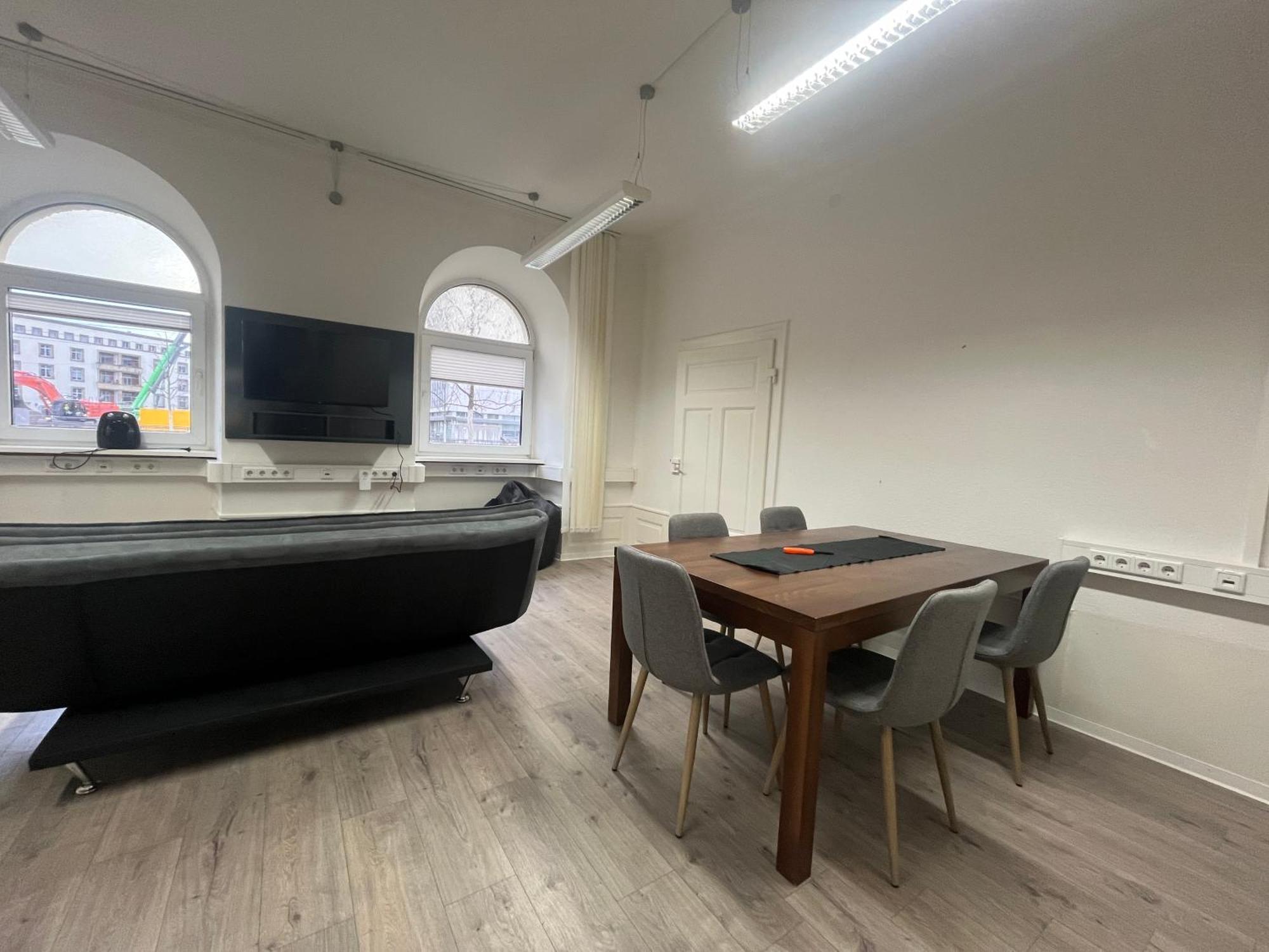 Simplex Apartments Am Ettlinger Tor Spacious คาร์ลสรูเฮอ ภายนอก รูปภาพ