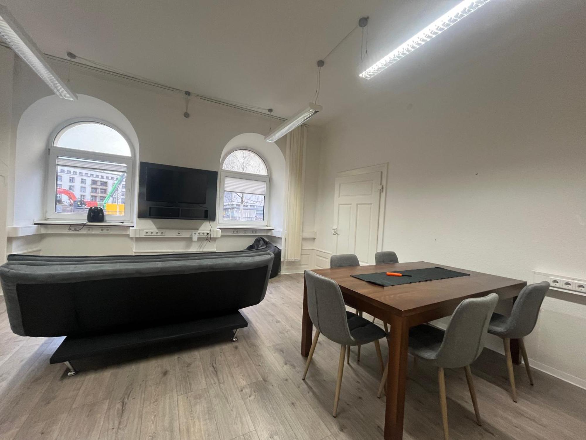 Simplex Apartments Am Ettlinger Tor Spacious คาร์ลสรูเฮอ ภายนอก รูปภาพ