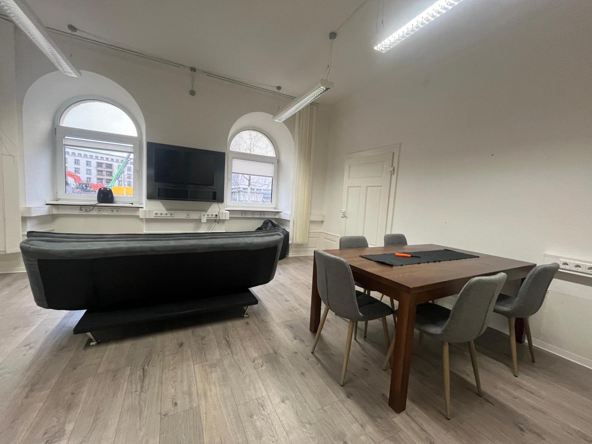 Simplex Apartments Am Ettlinger Tor Spacious คาร์ลสรูเฮอ ภายนอก รูปภาพ